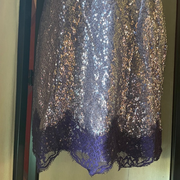 NWT Size medium light Purple Sequinned Mini Dress. Adjustable Spaghetti Straps. - Picture 3 of 10